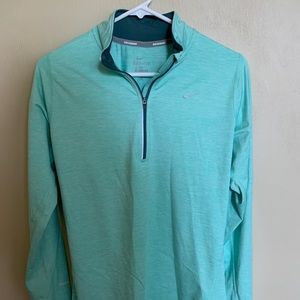 Mint Nike Quarter zip!